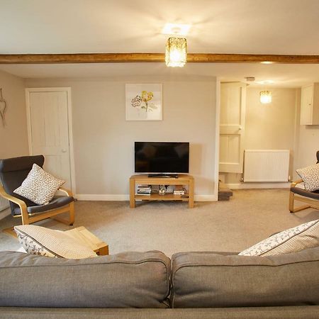 Cosy Cottage Emley Esterno foto